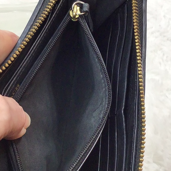 Coach Madison twist black leather zip around wallet - Picture 9 of 11